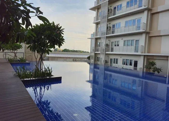 Modern & New, Work Desk, Fast Internet, Balcony *