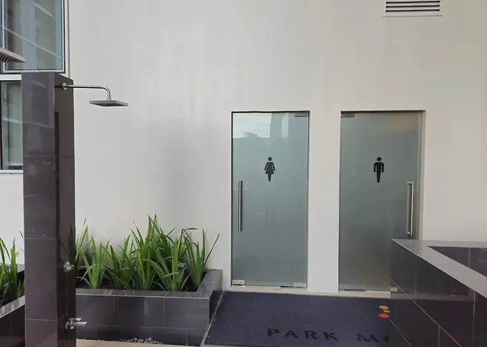 Apartment Modern & New, Work Desk, Fast Internet, Balcony *